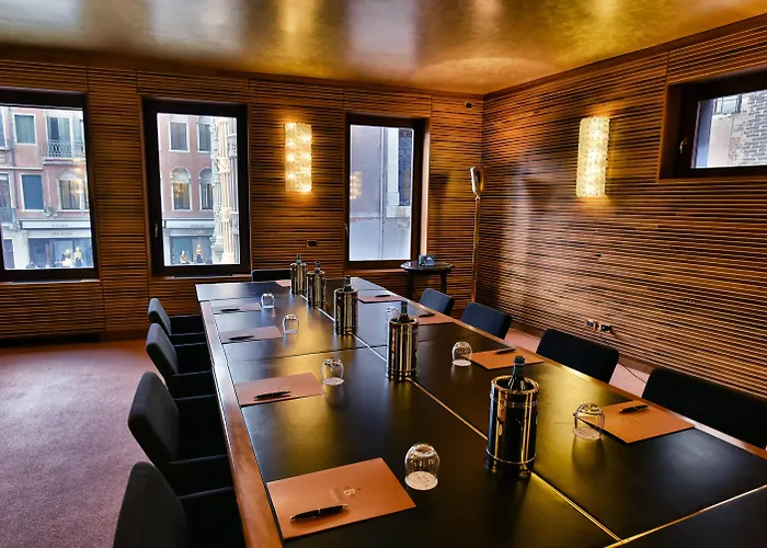 Bauer Il Palazzo Otel