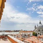 Отель Bauer Il Palazzo
